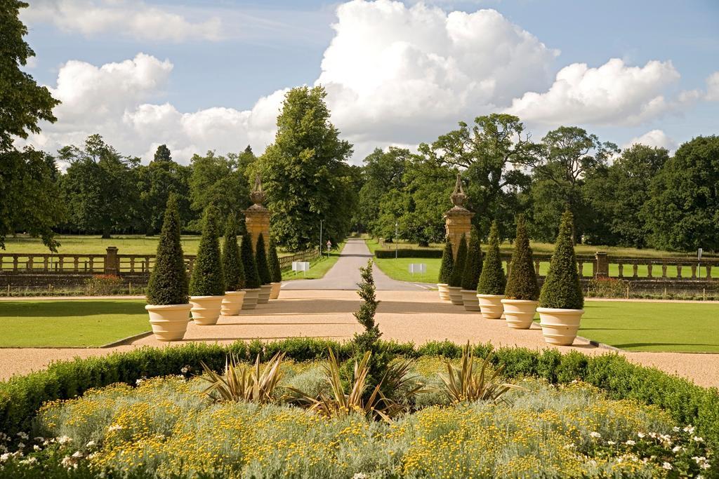 Eynsham Hall Witney Exterior photo