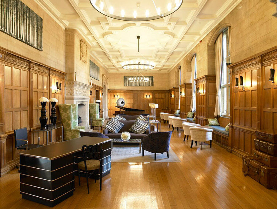 Eynsham Hall Witney Exterior photo